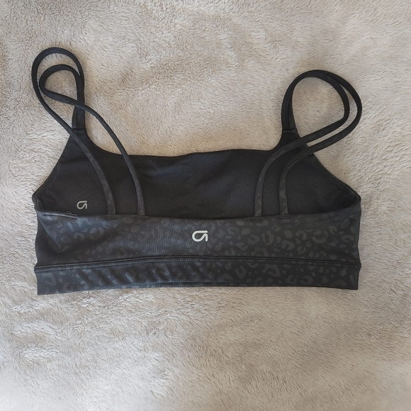 Gap Fit sports bra XS - Picture 2 of 4